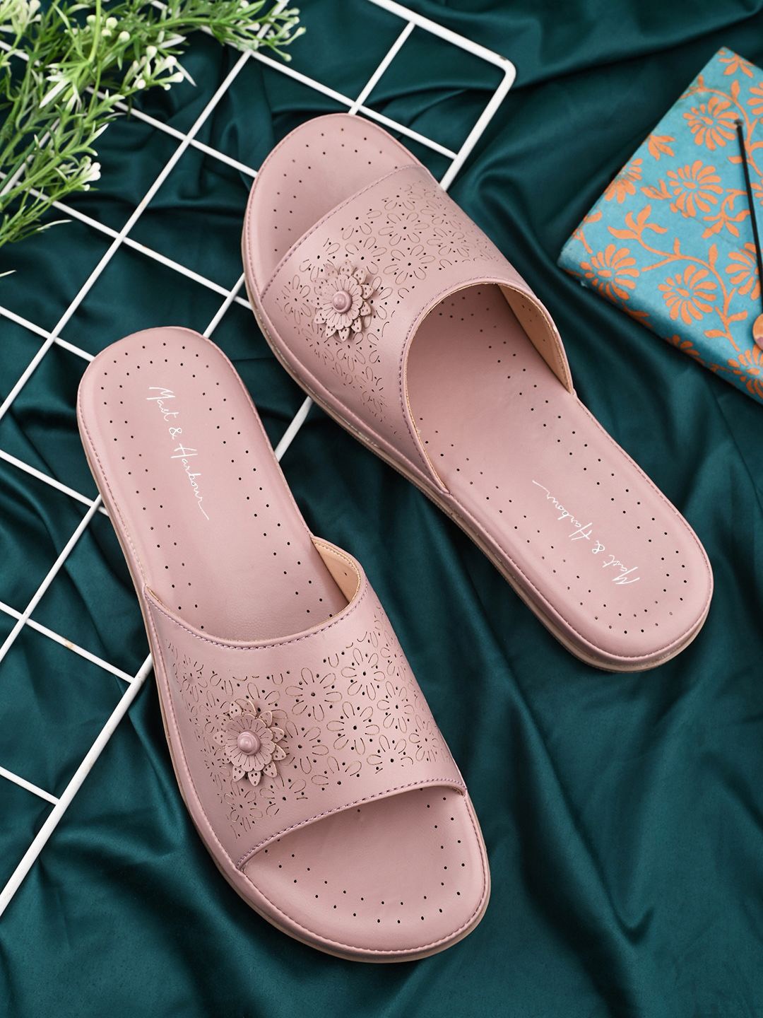 

Mast & Harbour Women Embellished One Toe Flats with Laser Cuts, Peach
