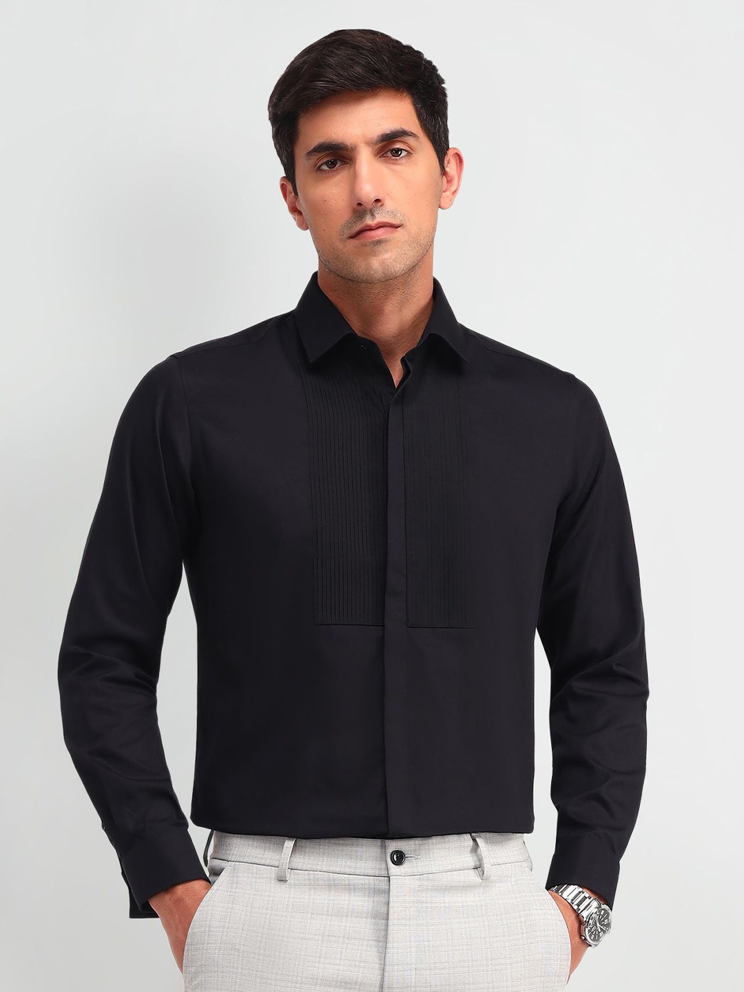 

Arrow Men Smart Slim Fit Opaque Formal Shirt, Black