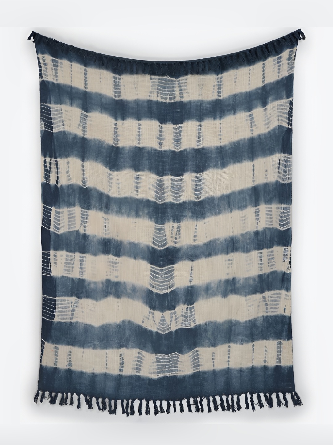 

Art Avenue Blue & White Cotton Sofa Throw Blanket