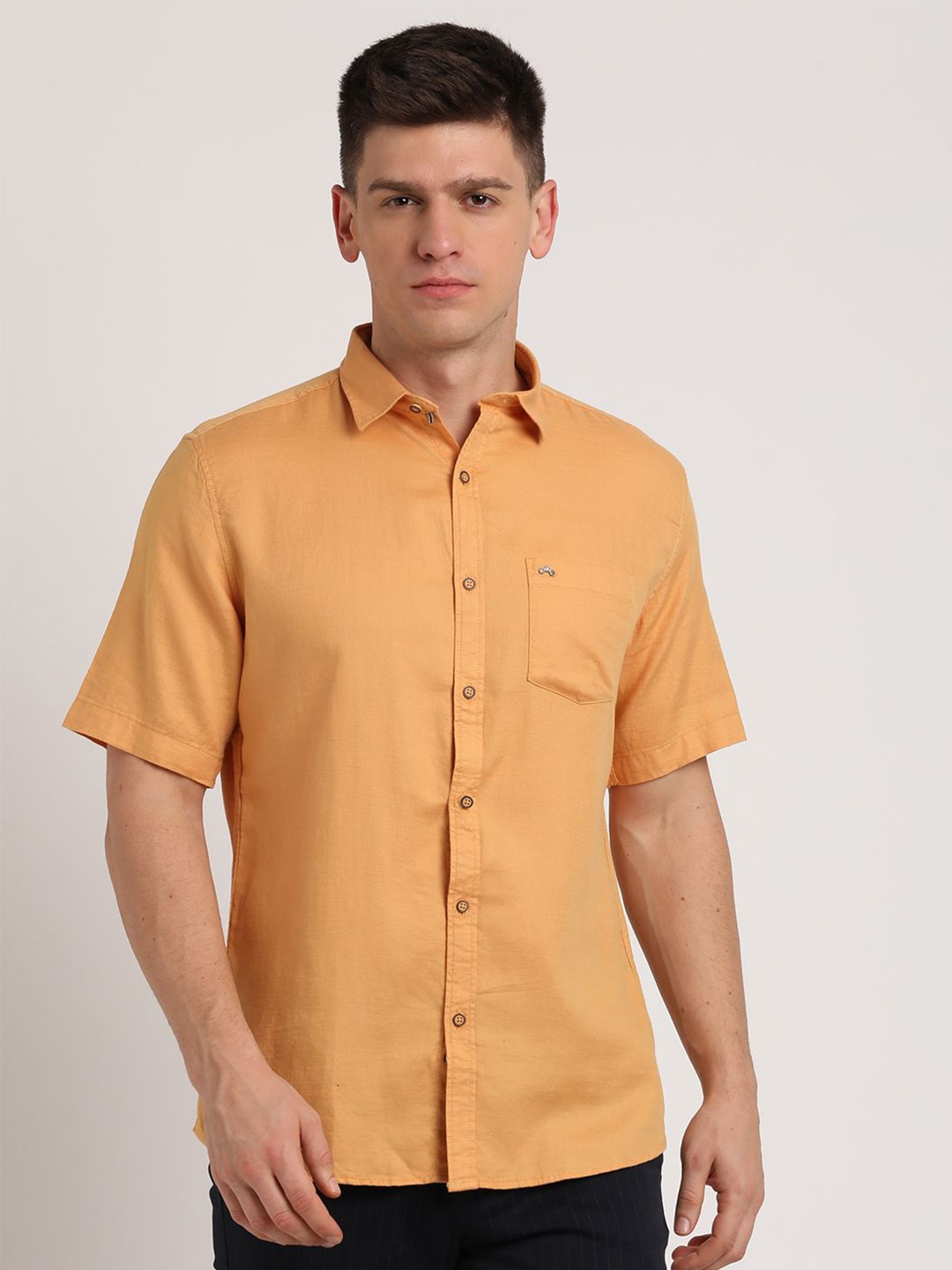 

Turtle Men Relaxed Slim Fit Opaque Casual Shirt, Orange
