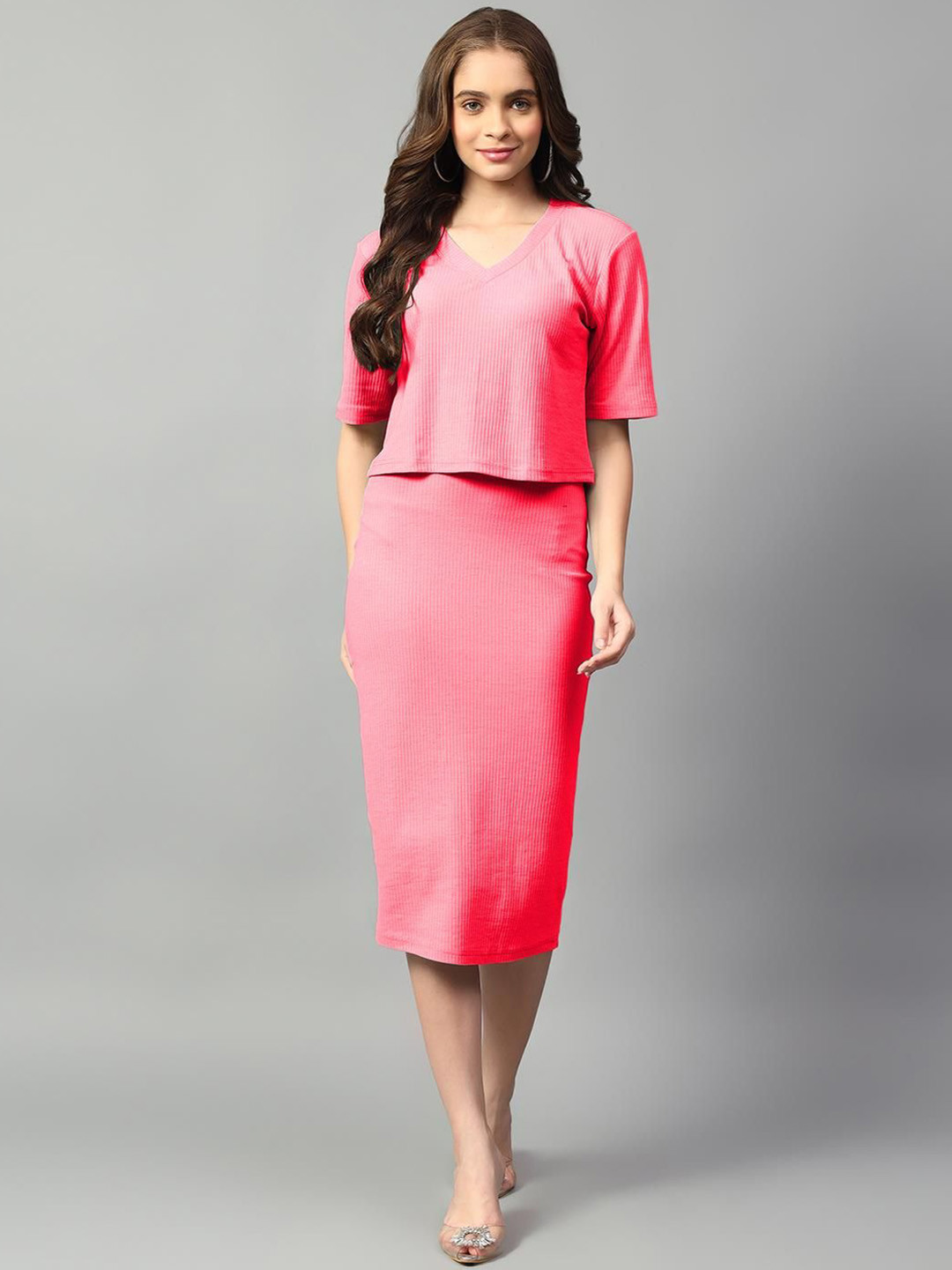 

Kotty Pink V-Neck Short Sleeves Top With Skirt