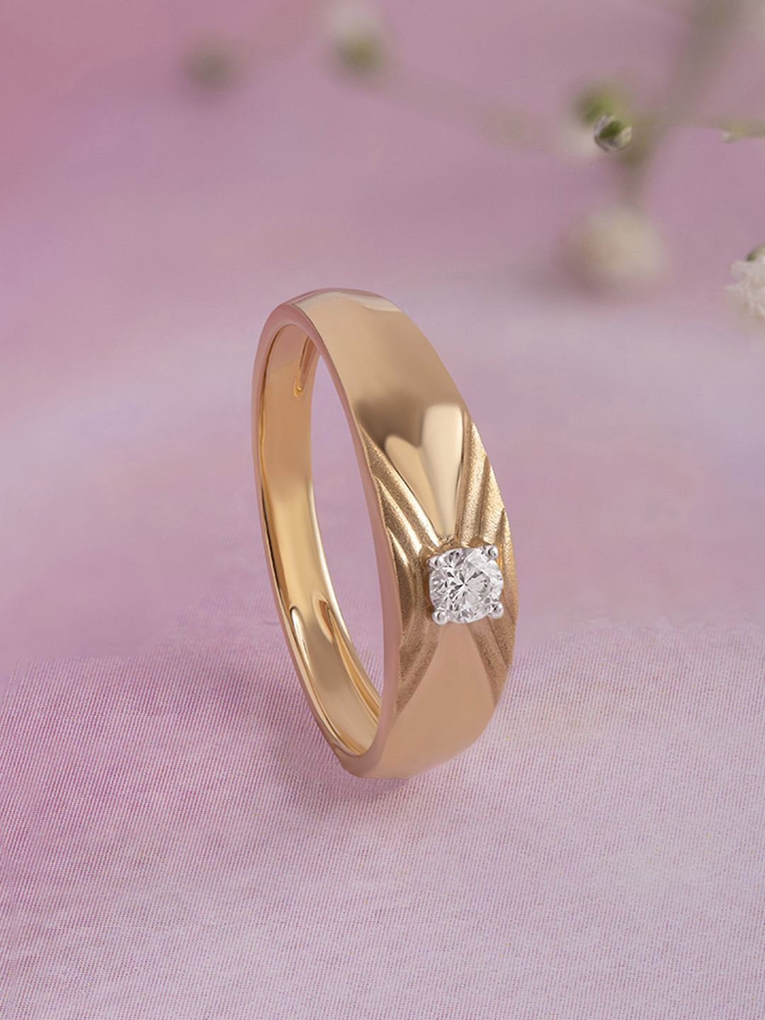 

Mia by Tanishq Men 14KT Finger Ring Gold 3.36 g, Yellow