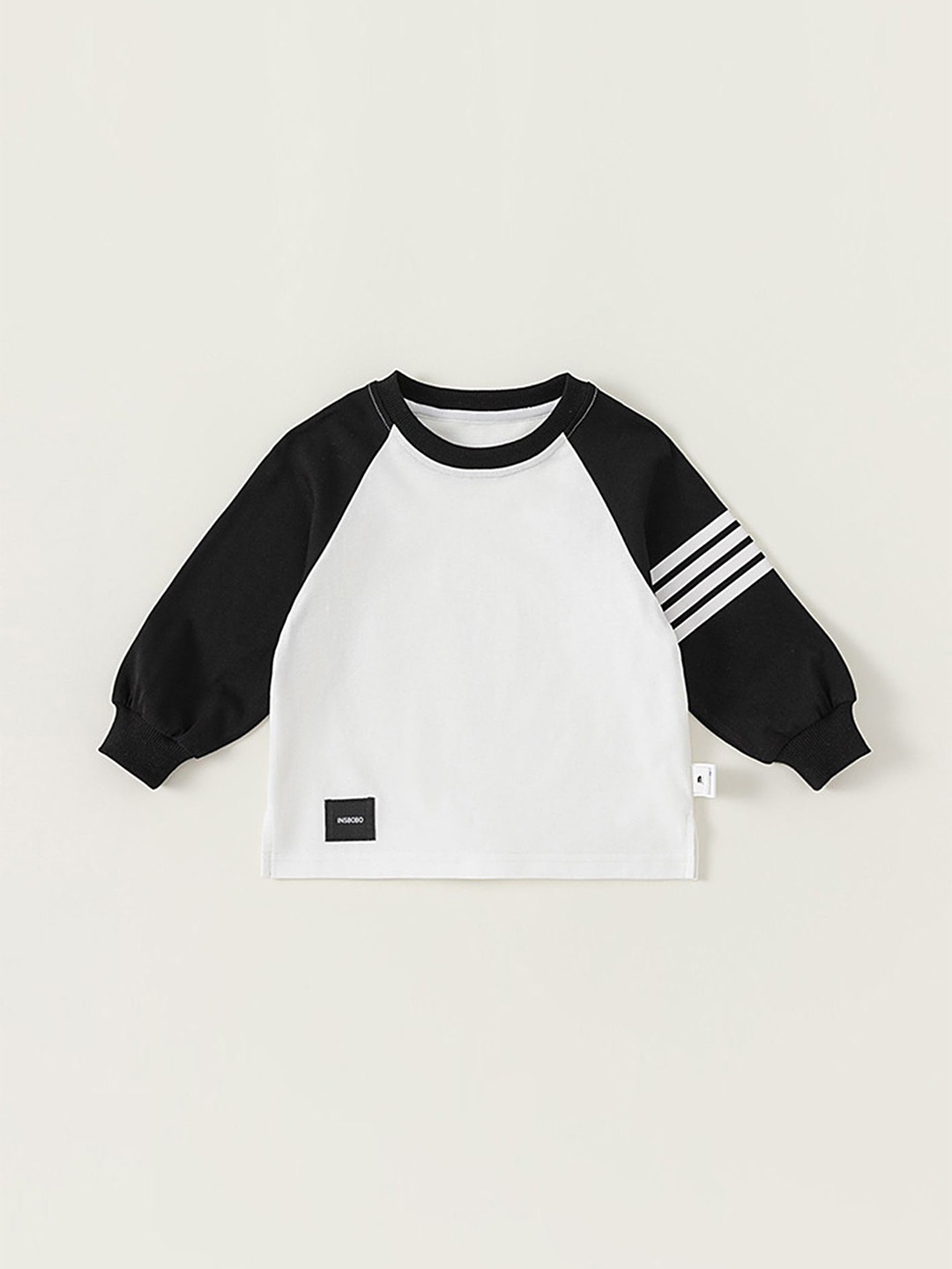 

LULU & SKY Boys Colourblocked Round Neck Sweatshirt, White