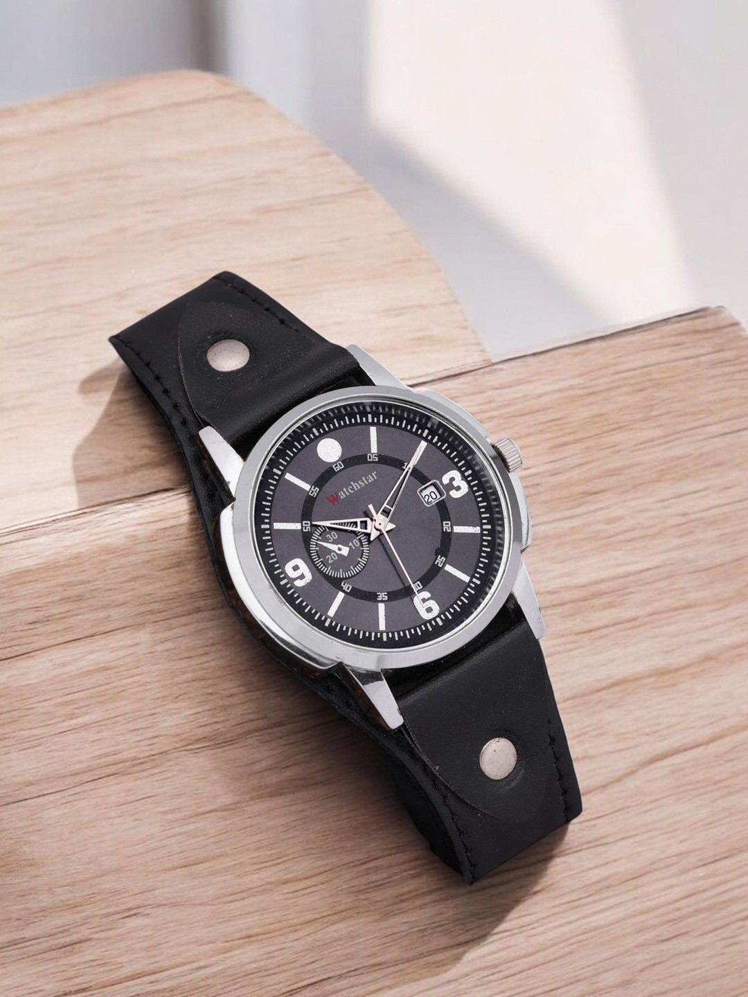 

WATCHSTAR Men Dial & Leather Straps Analogue Watch VIN Black 3D BLK dial