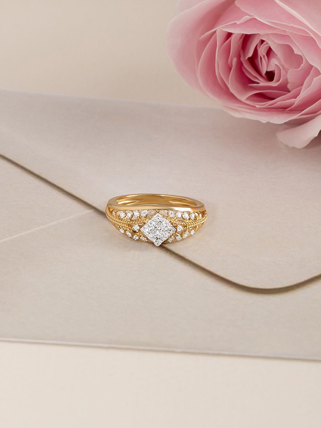 

Mia by Tanishq Bling Romance 14k Gold & Diamond Finger Ring Weight: 3.33gm, Yellow