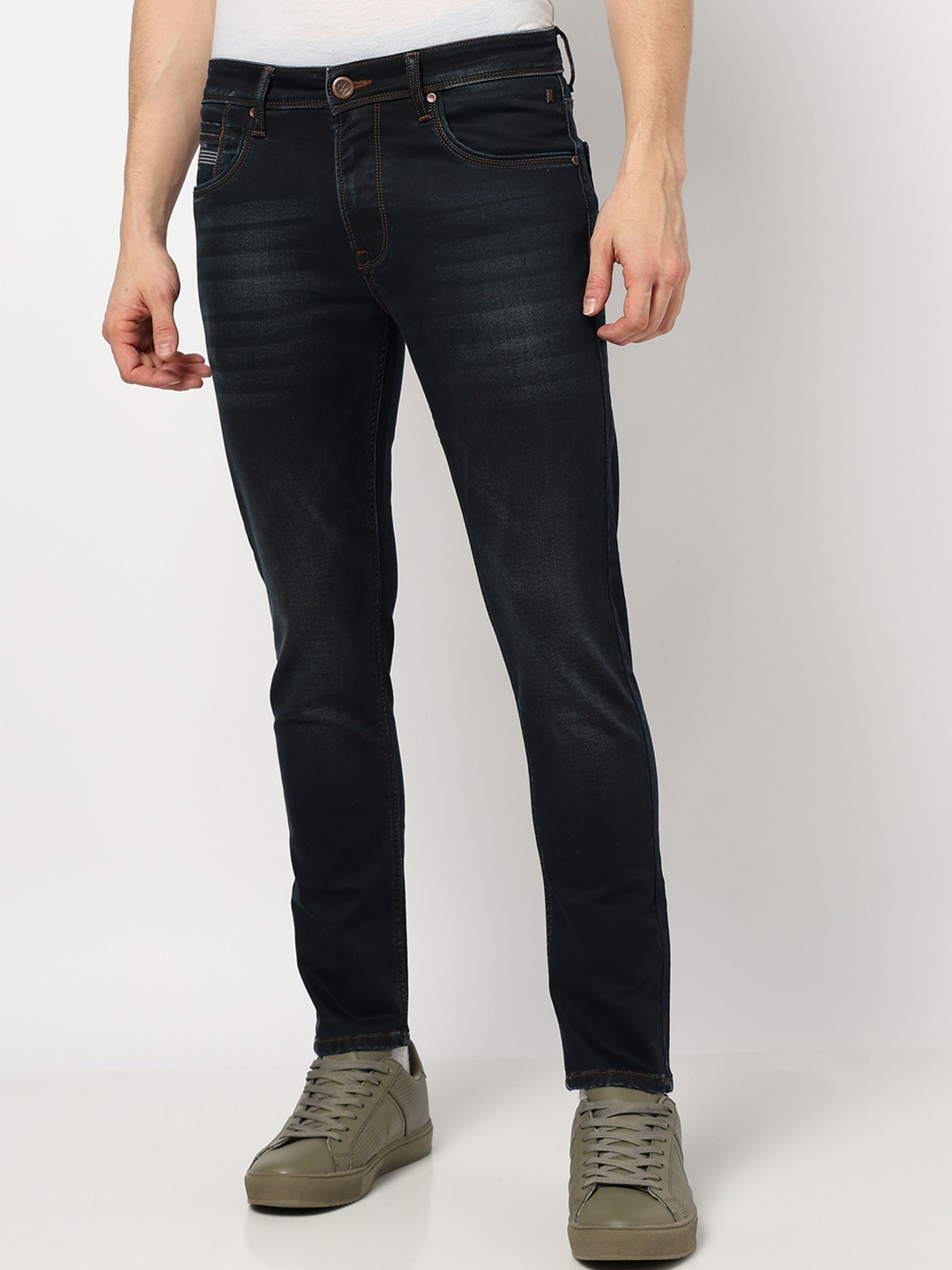 

Blue Buddha Men Comfort Regular Fit Low Distress Light Fade Stretchable Cotton Jeans