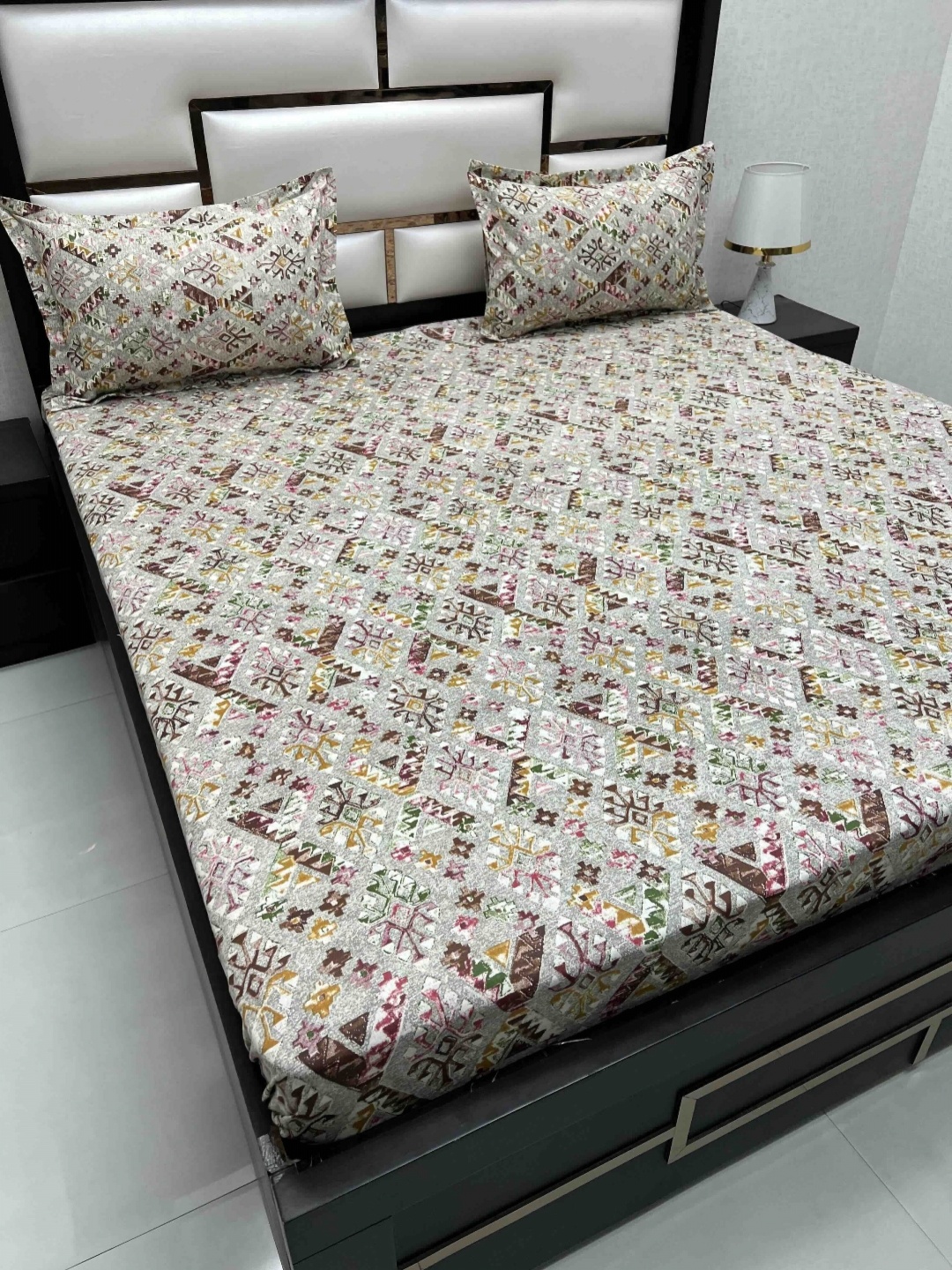 

Pure Decor Cotton Queen Size Double Bedsheet With 2 Pillow Covers 2.28m X 2.54m, Grey