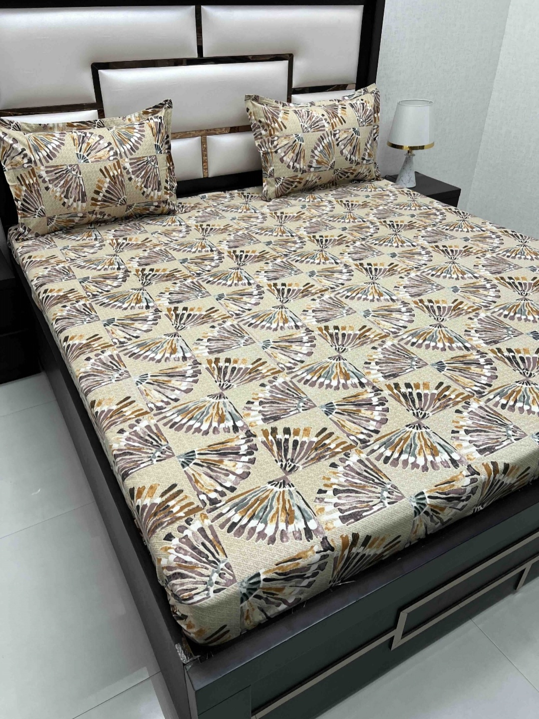 

Pure Decor Cotton Queen Size Double Bedsheet With 2 Pillow Covers 2.28m X 2.54m, Brown