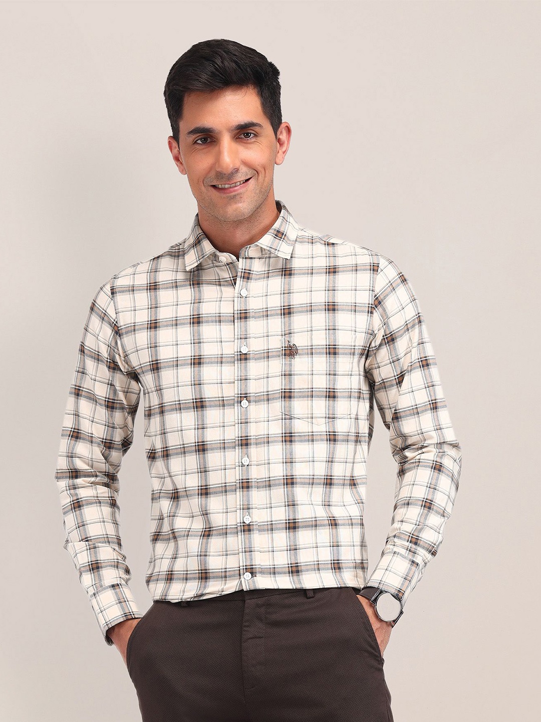 

U.S. Polo Assn. Men Classic Tailored Fit Opaque Checked Casual Shirt, Beige