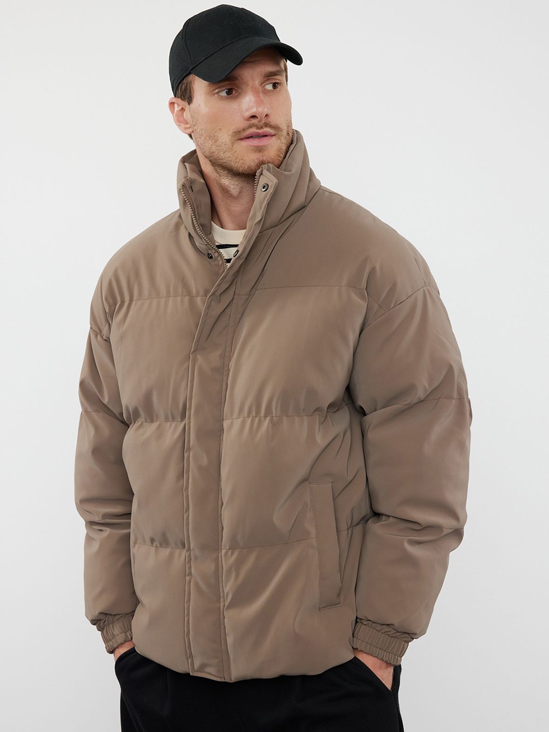 

Trendyol Mock Collar Quilted Jacket, Brown