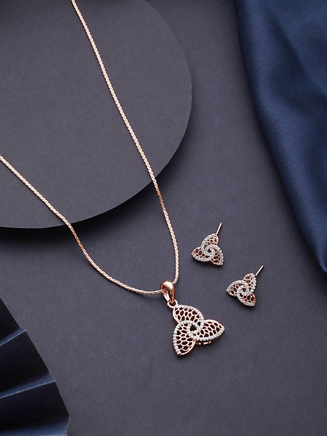 

SARAF TRENDZ Rose Gold-Plated AD Stone Studded Leafy Jewellery Set