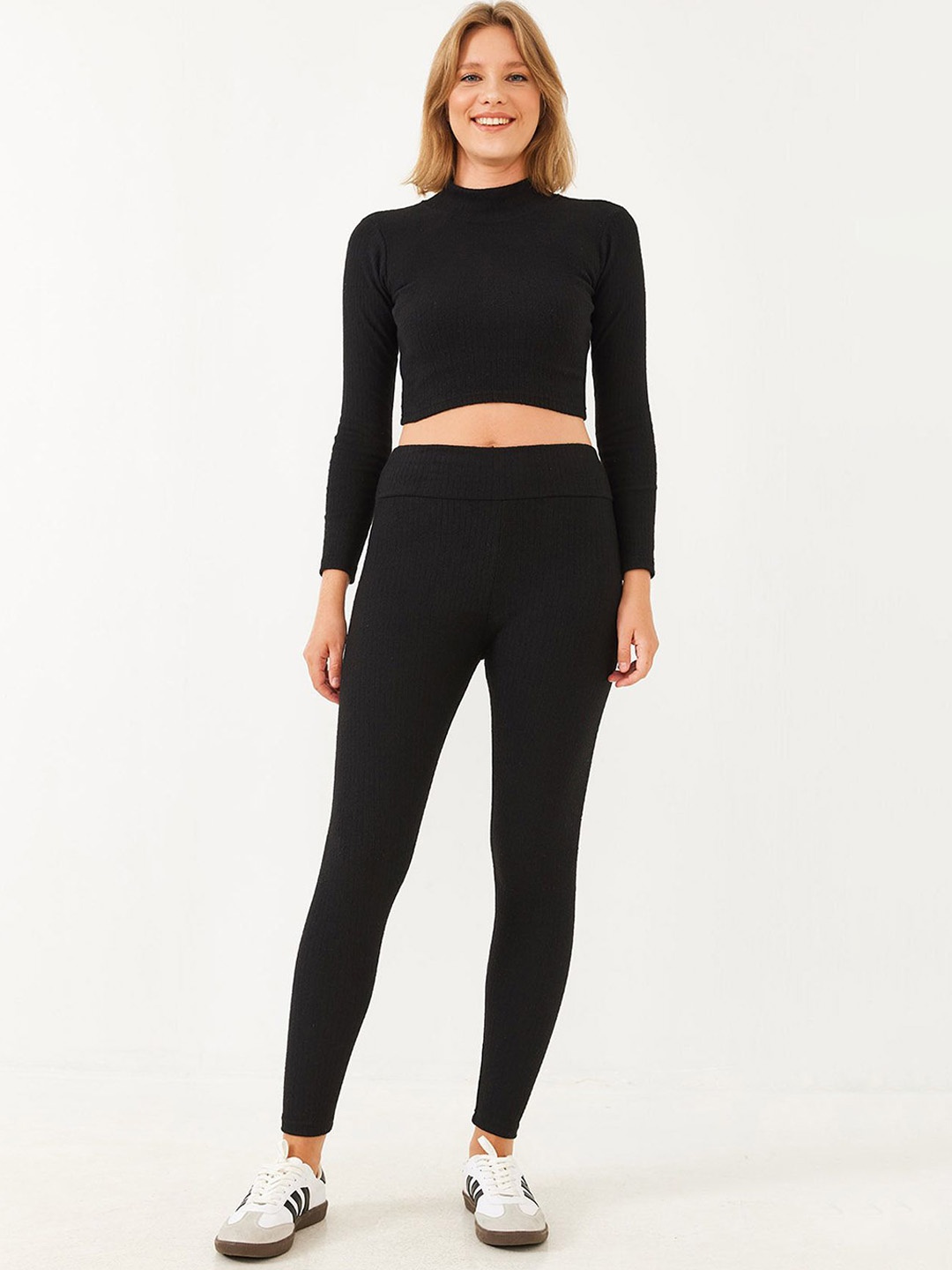 

Trendyol Women Co-Ords, Black