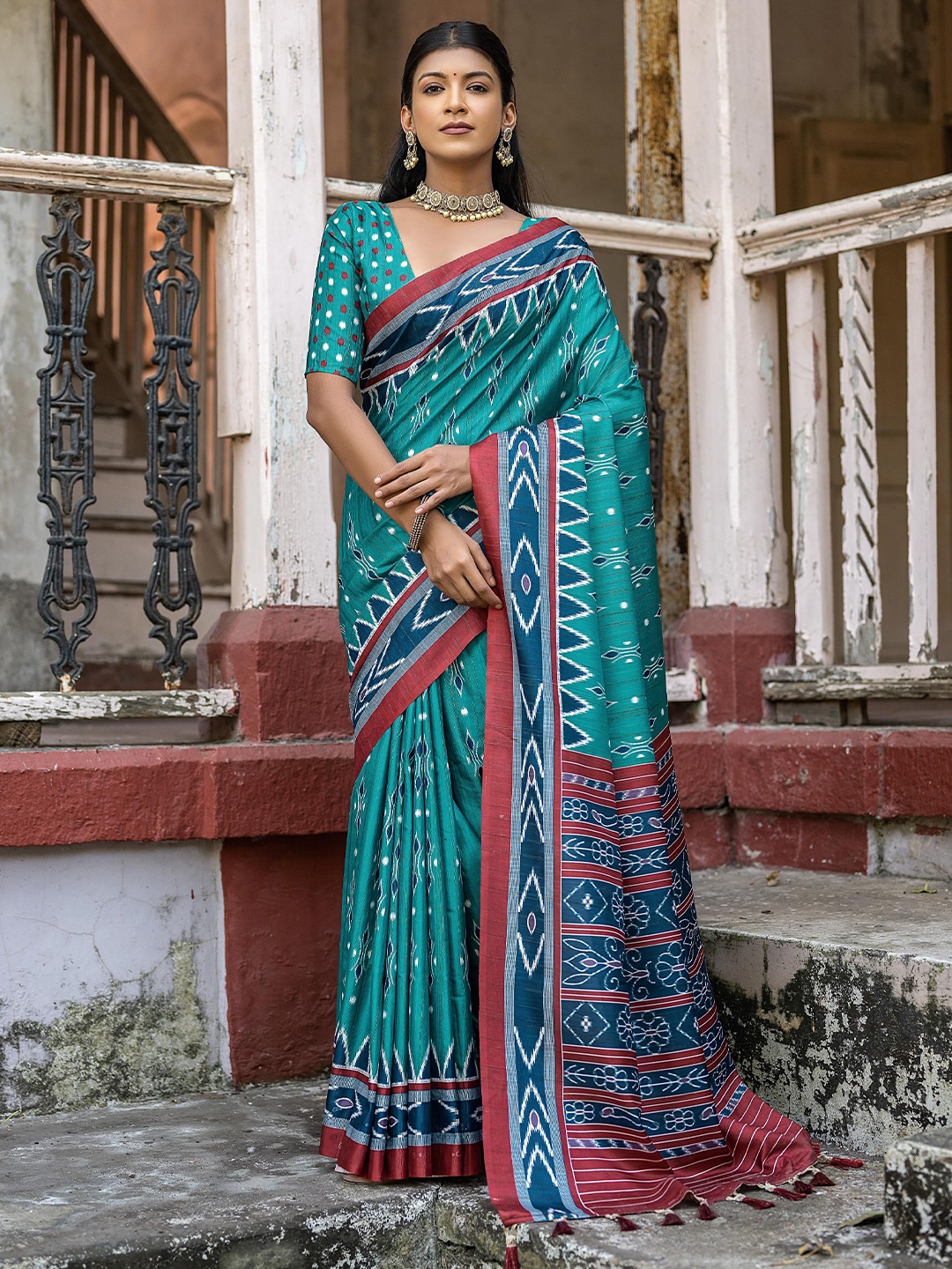 

Jinal & Jinal Ethnic Motifs Silk Cotton Tussar Saree, Teal