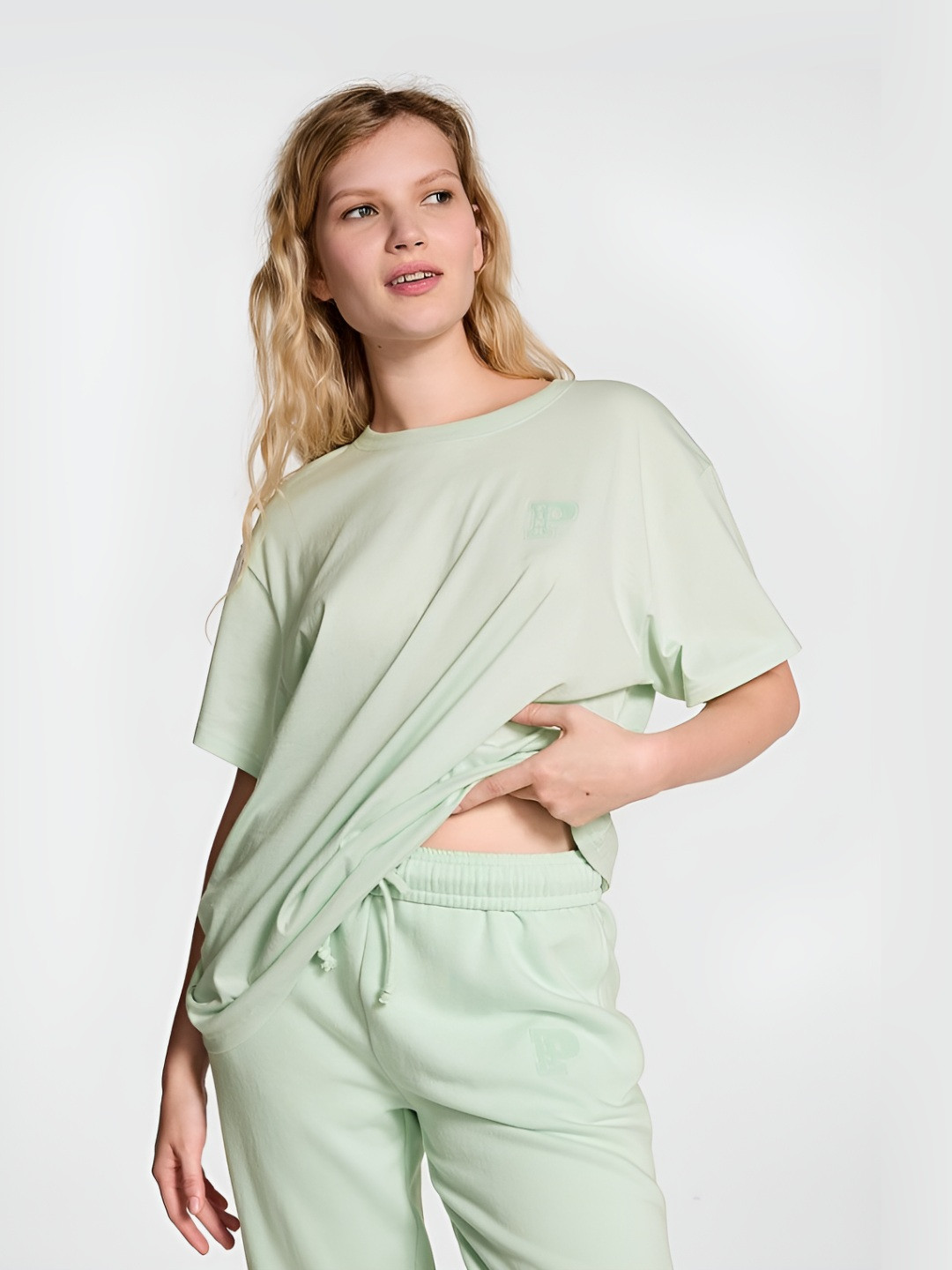 

Victoria's Secret Women Solid Round Neck Cotton Relaxed Fit T-shirt, Green