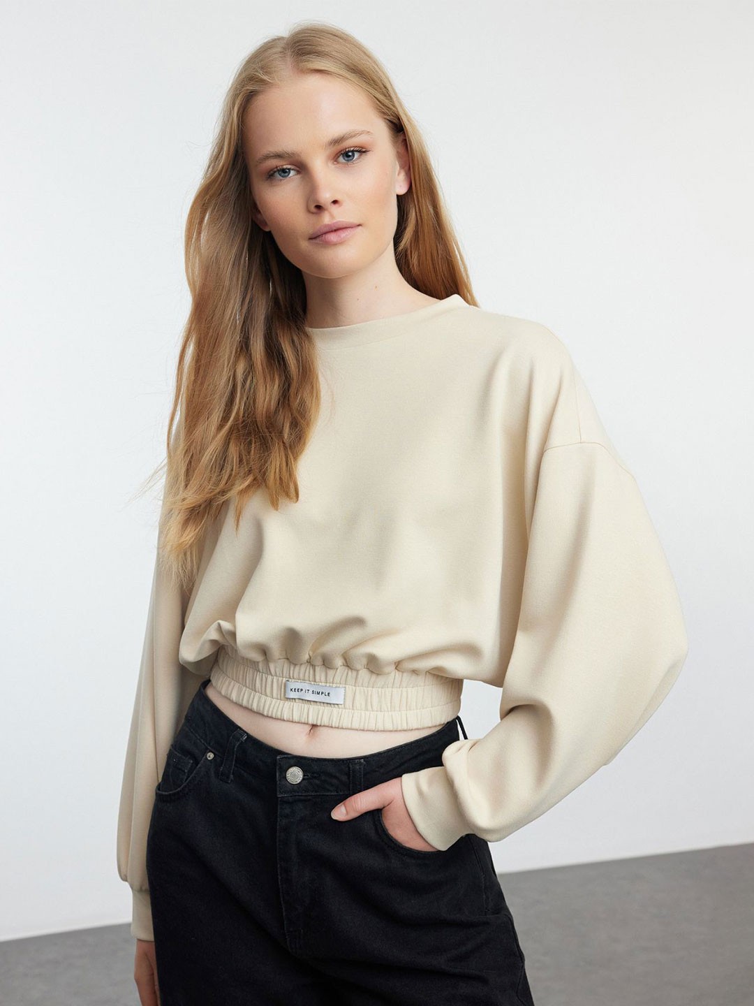

Trendyol Women Sweatshirt, Na