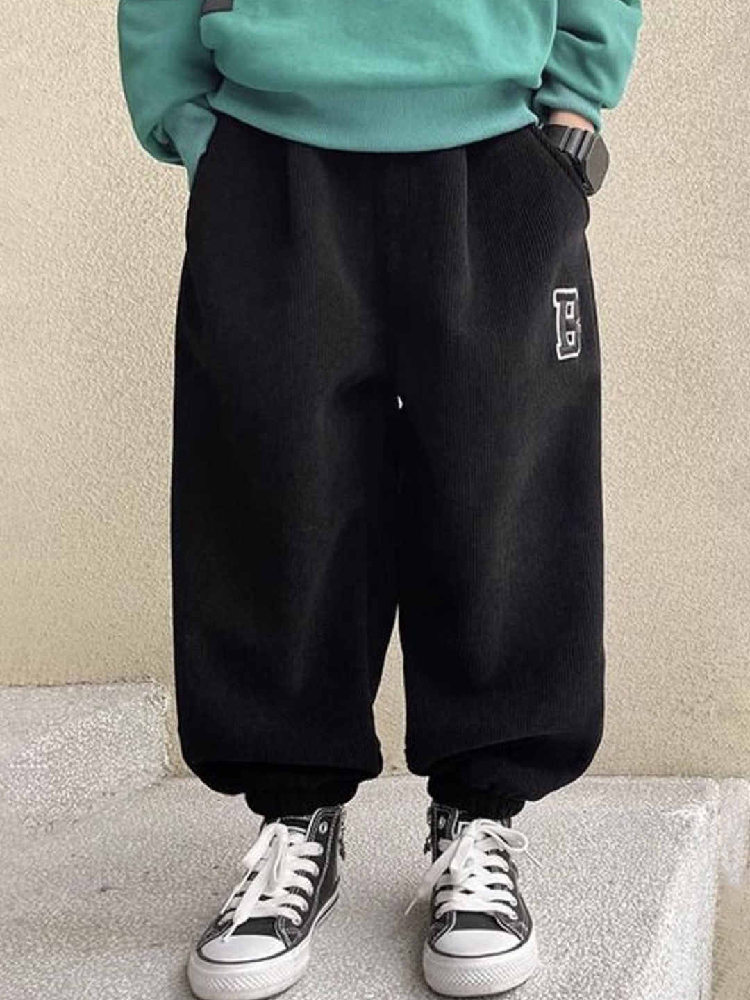 

LULU & SKY Boys High-Rise Joggers Trousers, Black