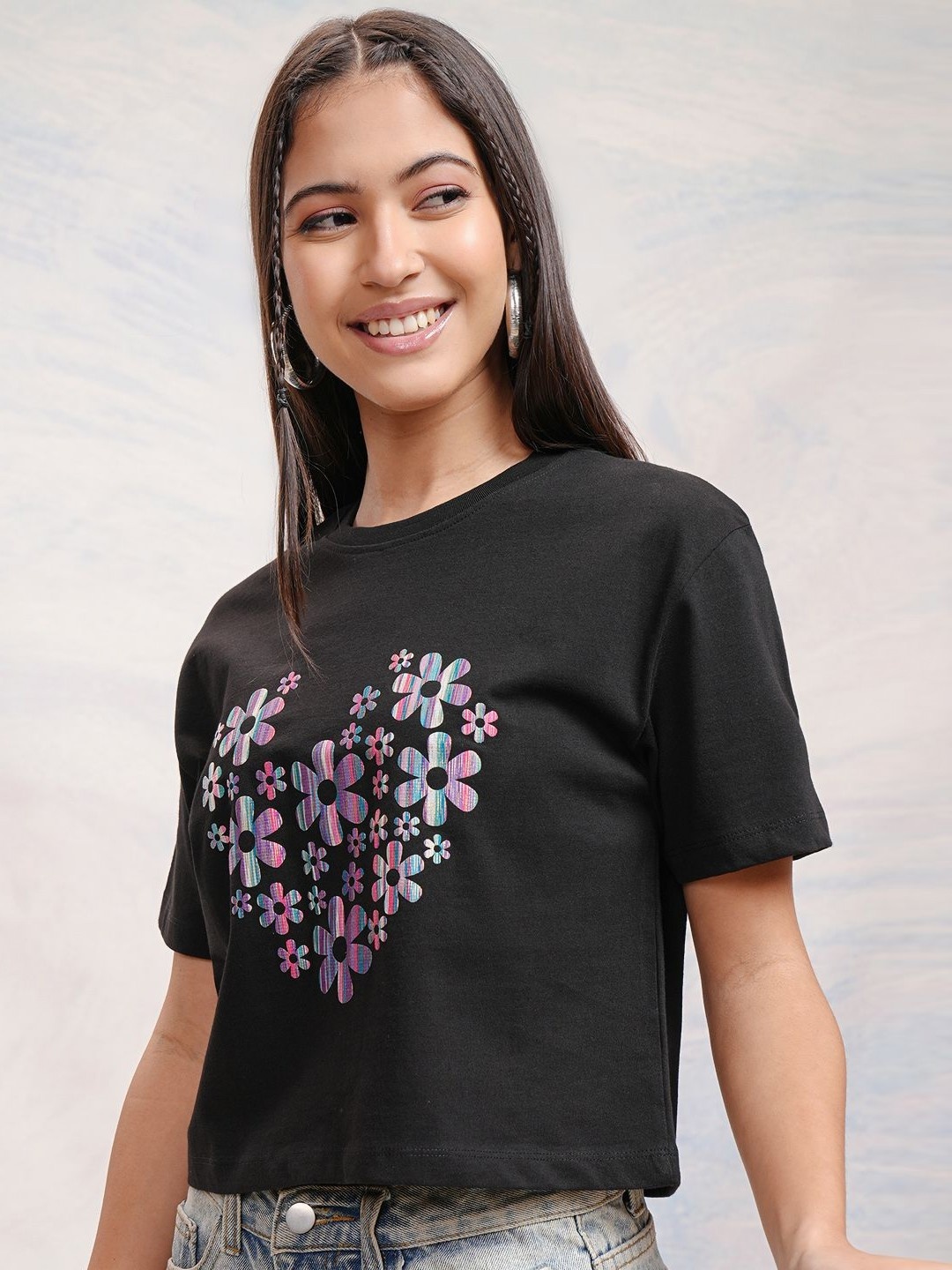 

Street By Tokyo Talkies Women T-shirt, Black
