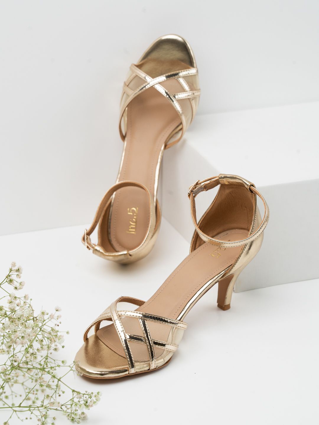 

Inc 5 Women Open Toe Kitten Heels Sandals, Gold