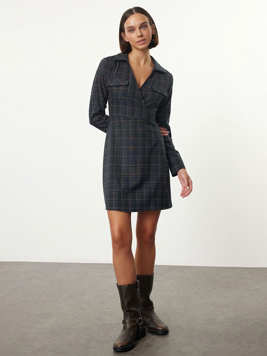 

Trendyol Checked Dress, Na