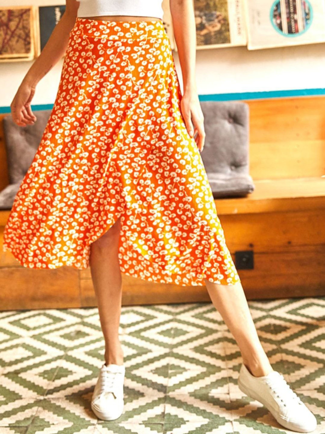 

Trendyol Printed Flared Knee Length Skirt, Na