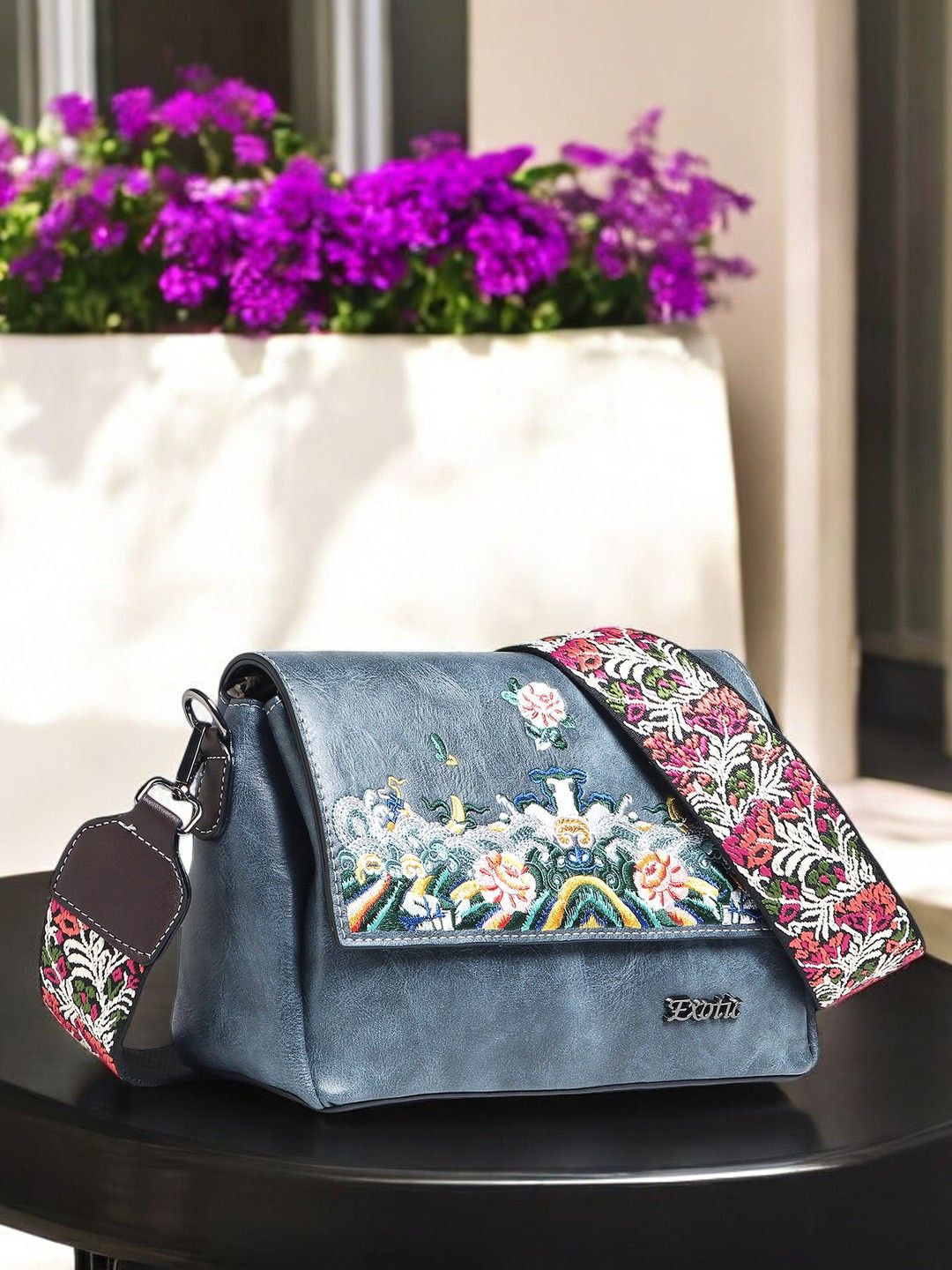

Exotic Floral Shopper Sling Bag, Blue