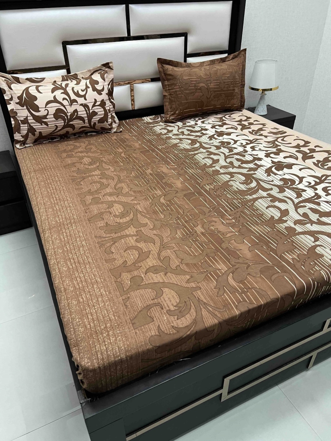 

Pure Decor Amulya Brown ethnic Printed Microfiber 210 TC Queen Bedsheet Set 2.55 x 2.27 m
