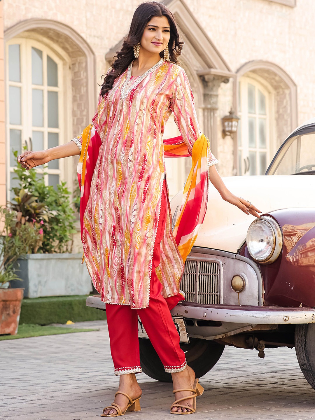 

Roly Poly Women Floral Printed Regular Kurta with Trousers & With Dupatta, Red