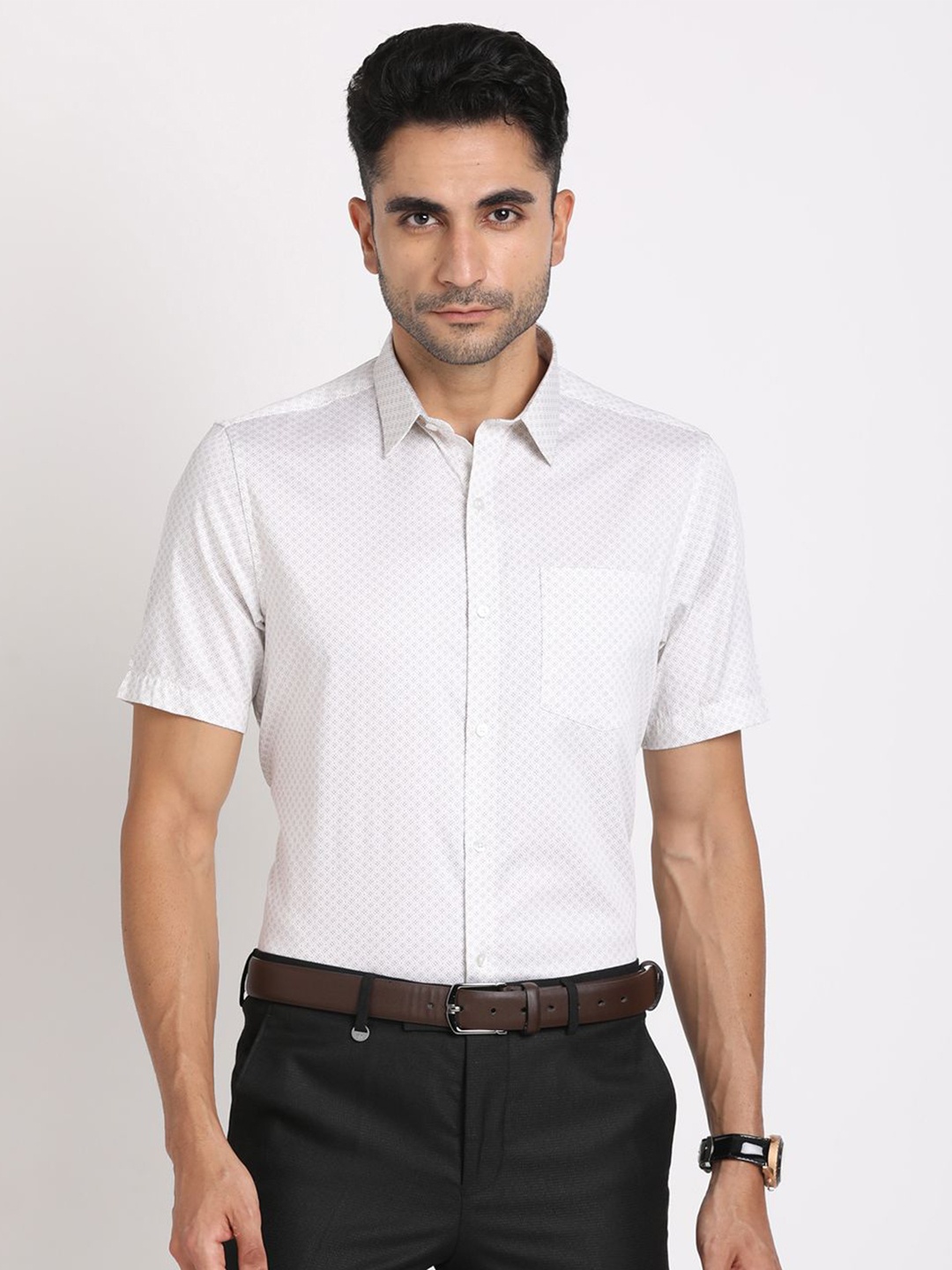 

Turtle Men Standard Opaque Printed Formal Shirt, White