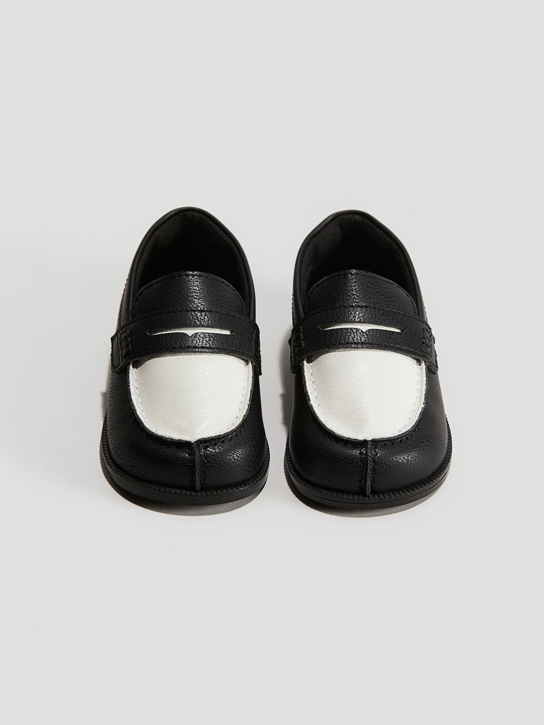 

H&M Boys Loafer Shoes, Black