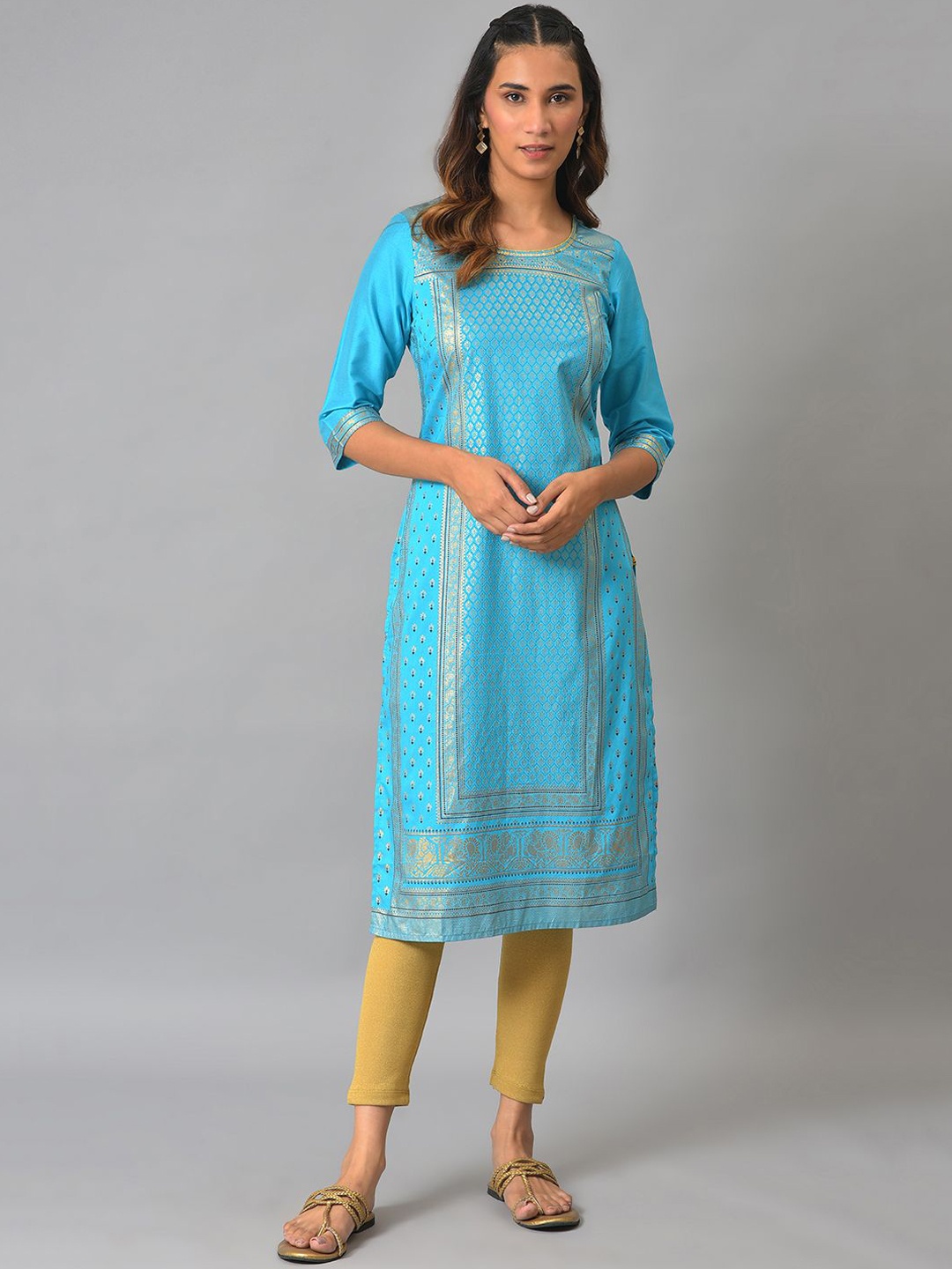 

AURELIA Women Printed Gotta Patti Kurta, Blue