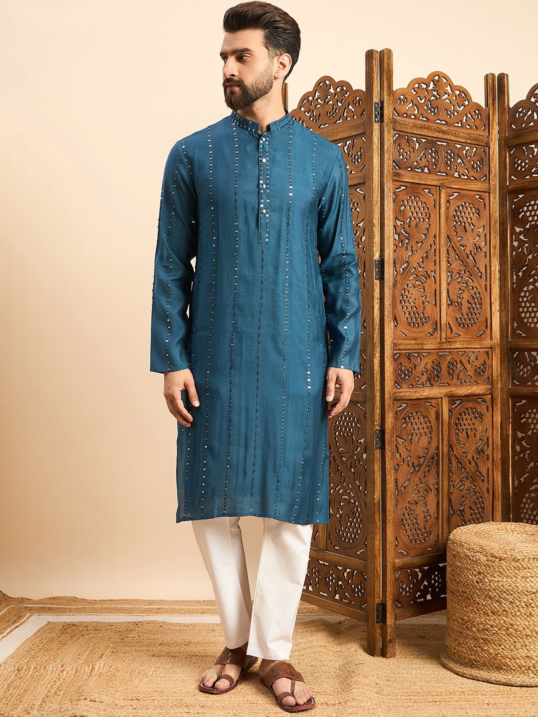 

House of Pataudi Embellished Mandarin Collar Ethnic Wear Kurta, Teal