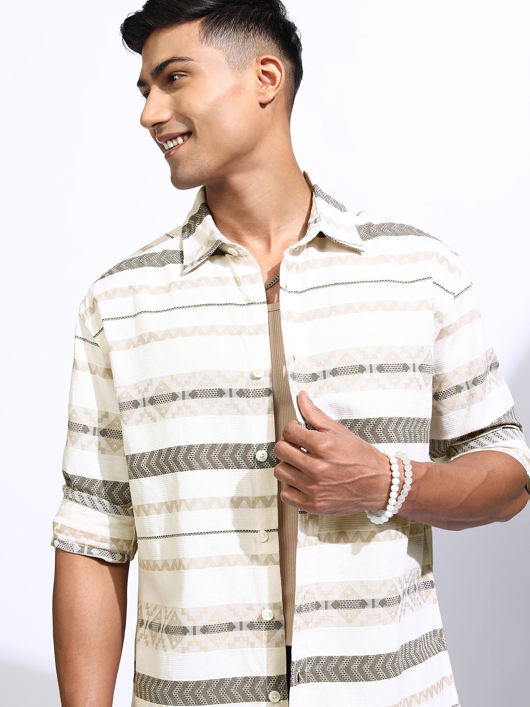 

LOCOMOTIVE Premium Men Jacquard Oversized Regular Fit Shirt, Cream