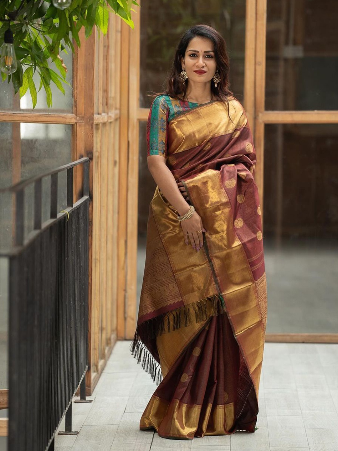 

Kriyansh Ethnic Motifs Woven Design Zari Kanjeevaram Saree, Maroon