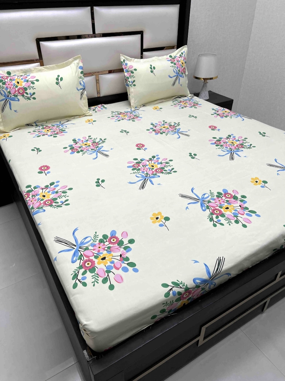 

Pure Decor Amulya Yellow Floral Printed Microfiber 350 TC Queen Bedsheet Set 2.55 x 2.27 m