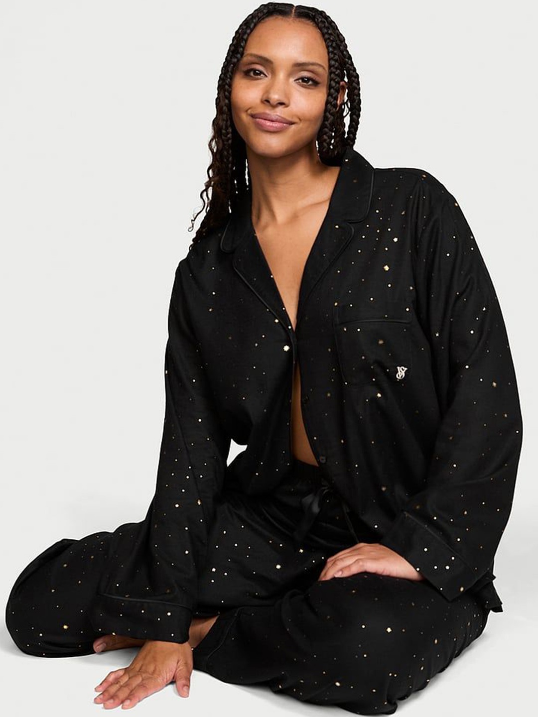 

Victoria's Secret Women Graphic Printed Night suit, Black