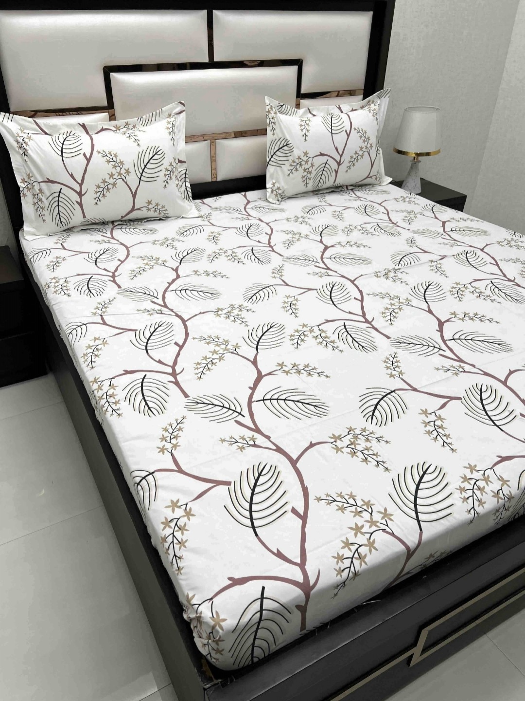 

Pure Decor Queen Size Double Bed Bedsheet With 2 Pillow Covers 2.28m X 2.54m, White