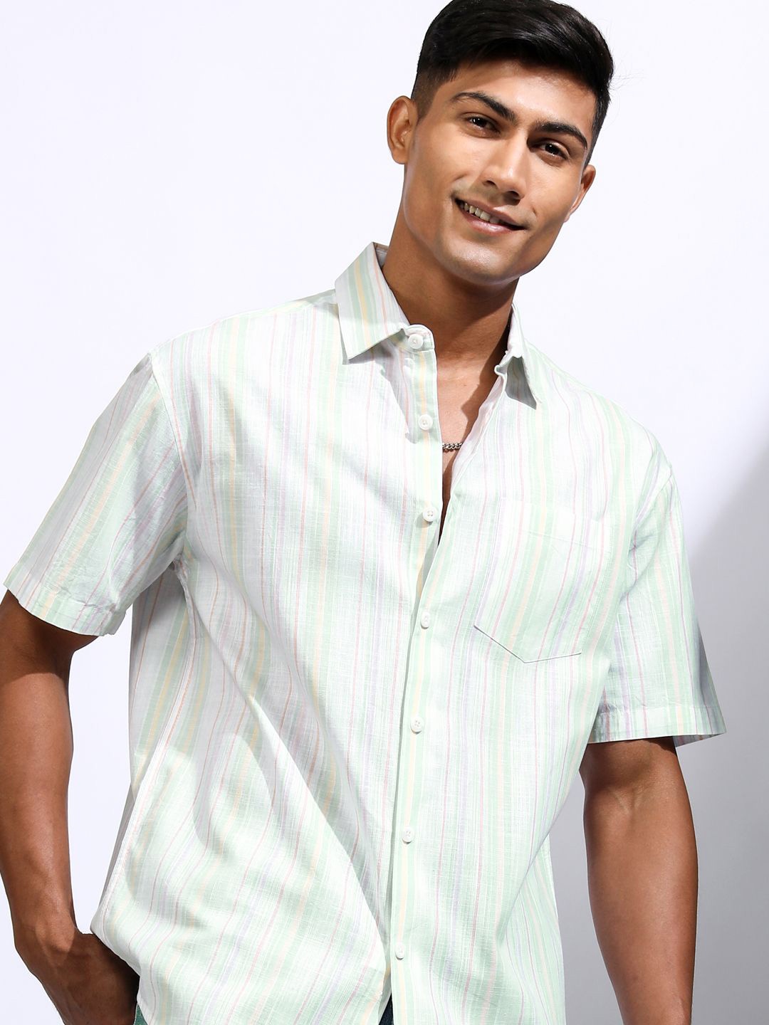 

LOCOMOTIVE Premium Men Color Striped Relaxed Casual Shirt, Multi