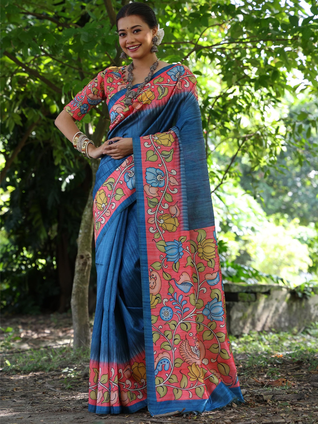 

Jinal & Jinal Floral Silk Blend Ikat Saree, Blue