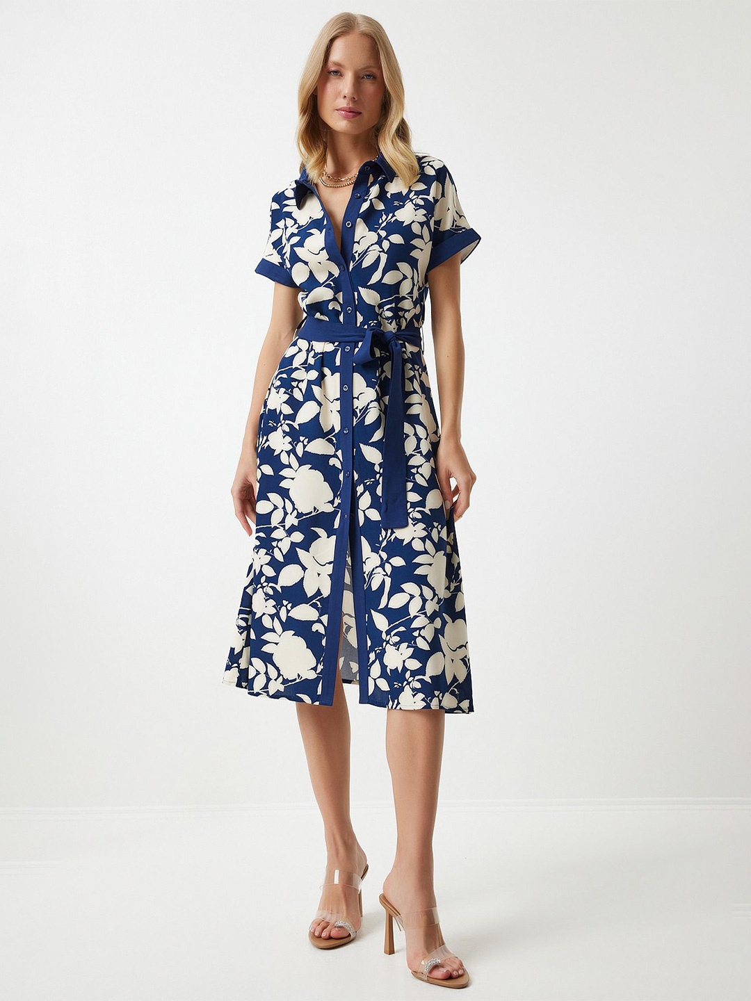 

Trendyol Floral Print Shirt Dress, Na