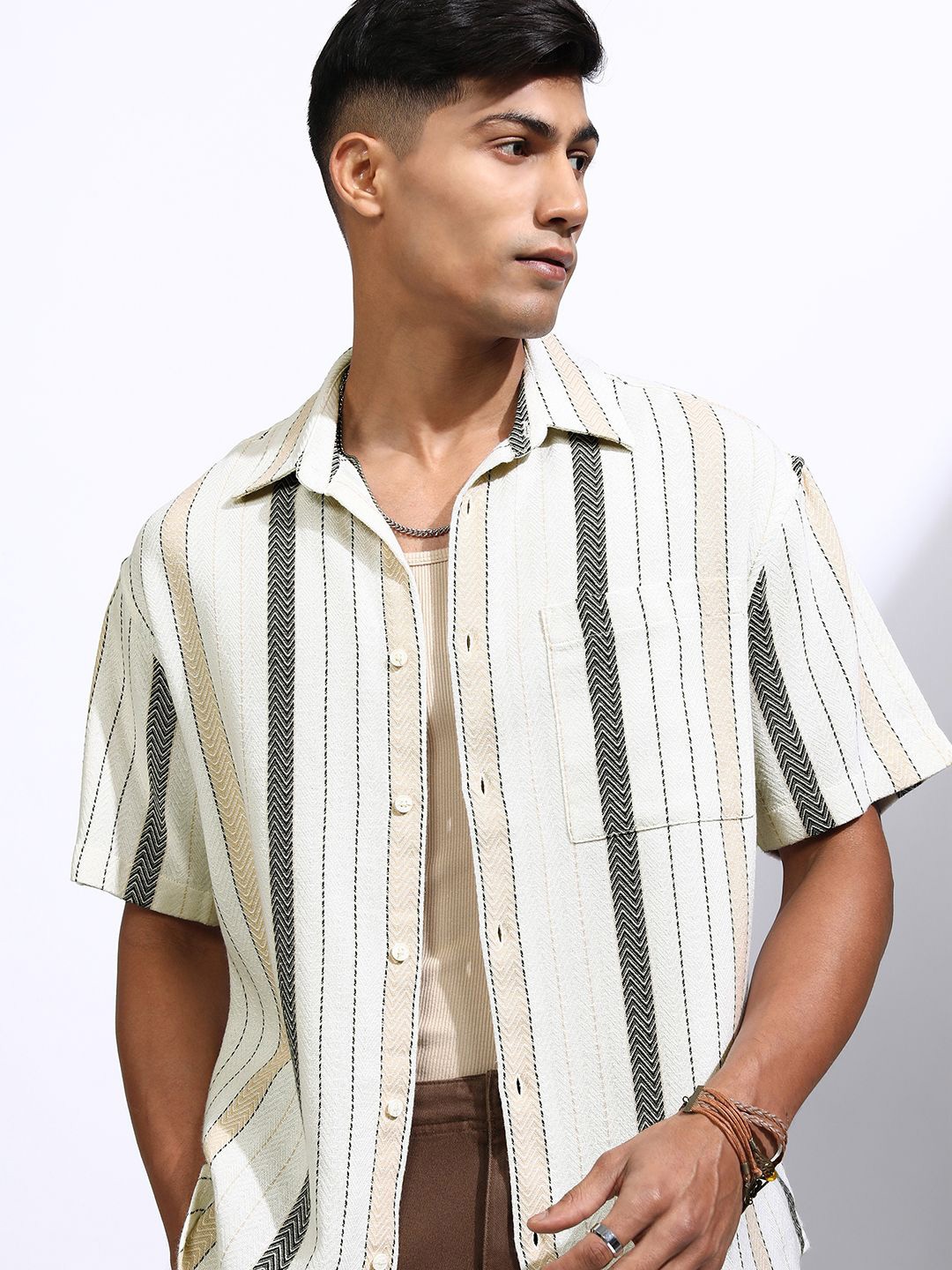 

LOCOMOTIVE Premium Men Mustard Dobby Textured Striped Oversized Shirt, Off white