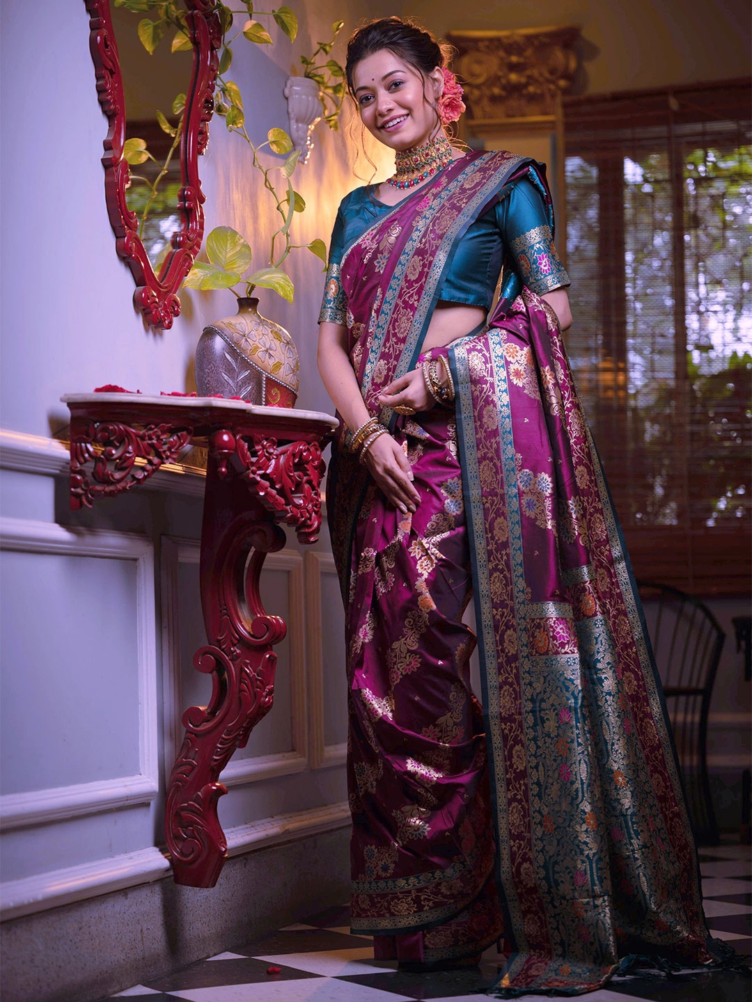 

Jinal & Jinal Woven Design Zari Pure Silk Banarasi Saree, Burgundy