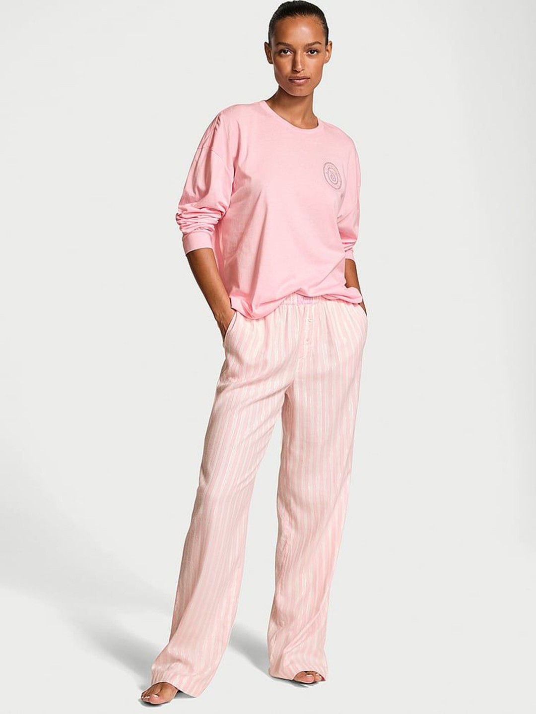 

Victoria's Secret Women Abstract Printed Night suit, Pink