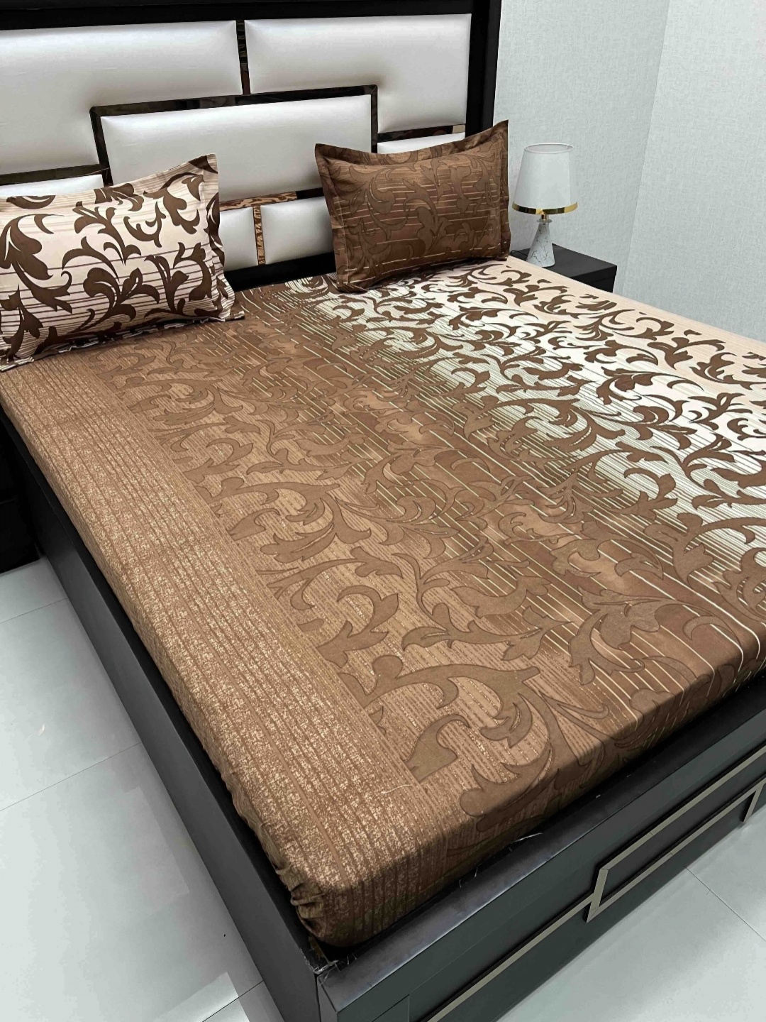

Pure Decor Amulya Brown Printed Microfiber 300 TC Queen Bedsheet Set 2.55 m x 2.27 m