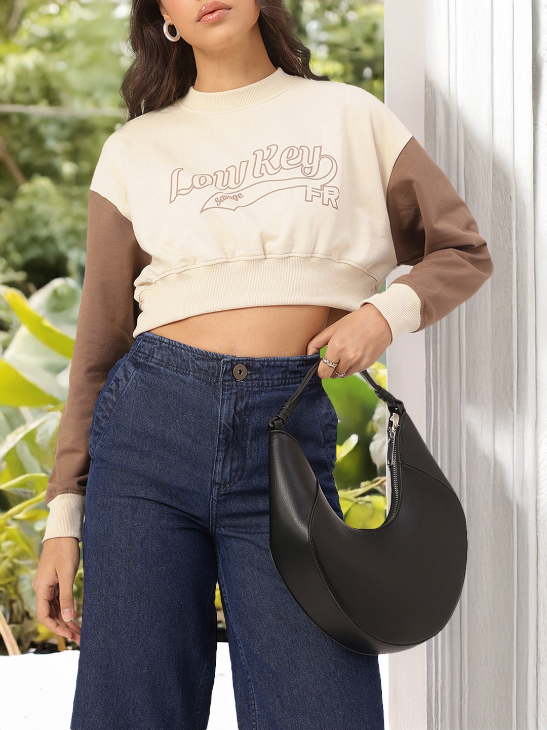 

DressBerry Low-Key Humor Printed Contrast Sleeves Crop Sweatshirt, Beige