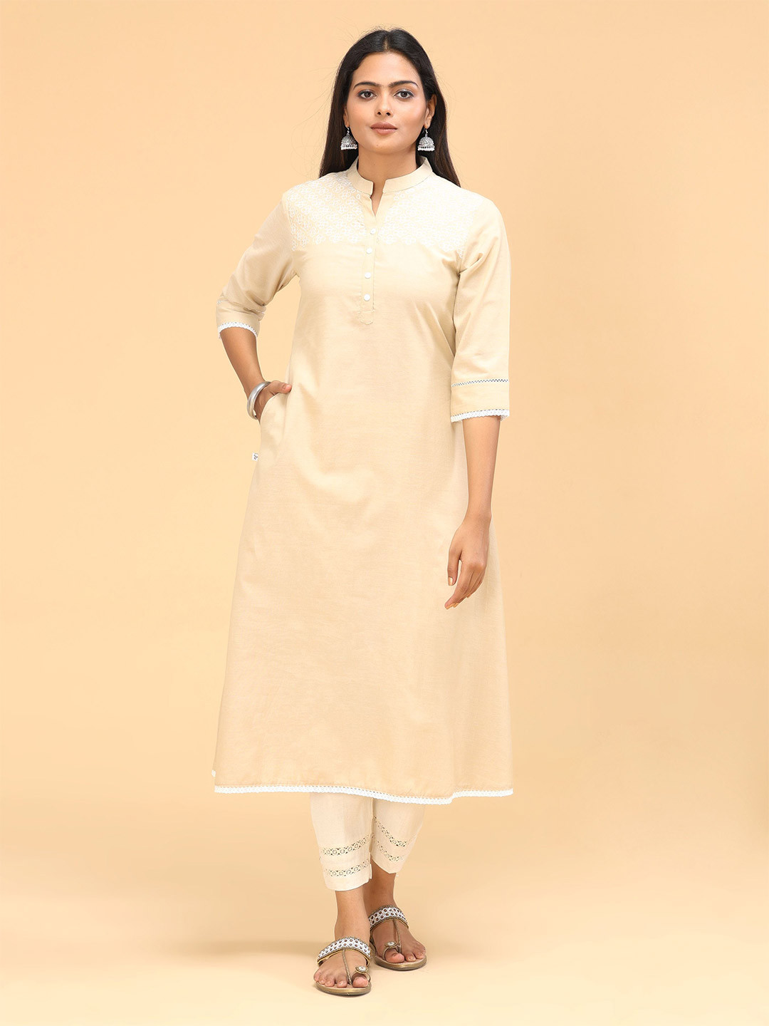 

Vismay Three Quarter Sleeved Kurta, Beige