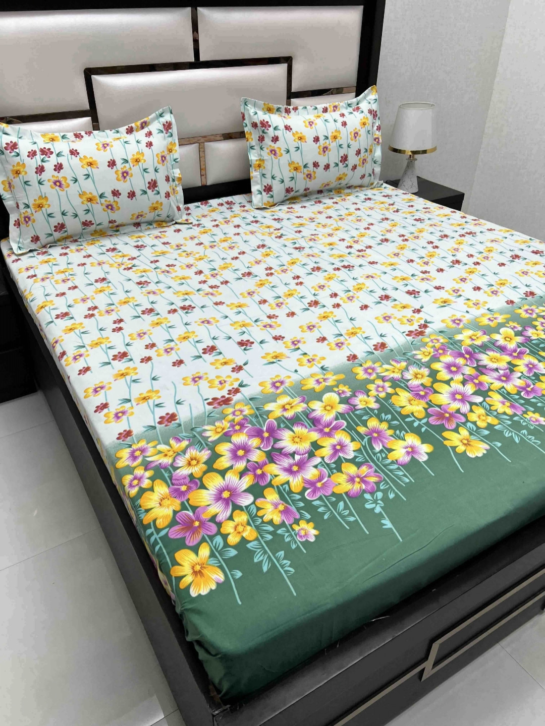 

Pure Decor Queen Size Double Bed Bedsheet With 2 Pillow Covers 2.28m X 2.54m, Green