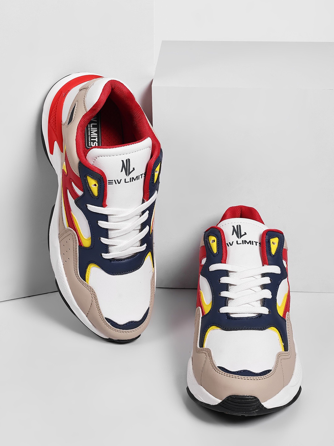 

NEW LIMITS Men Colourblocked Lace-Ups Sneakers, White
