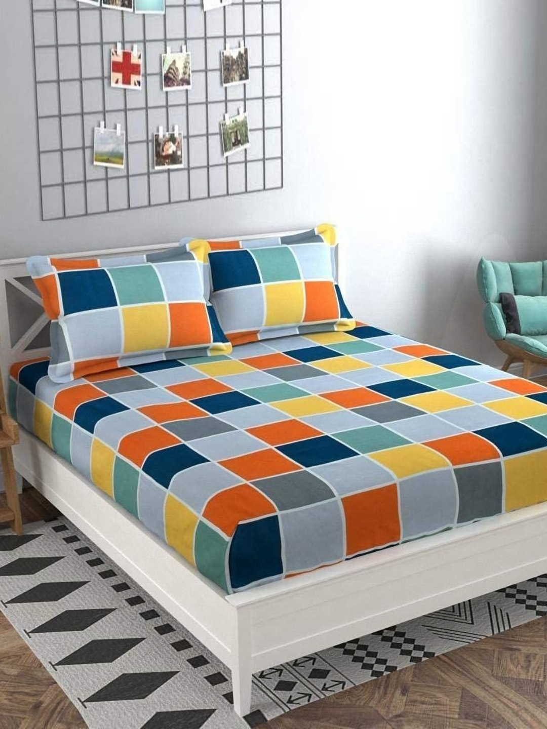 

Aura Blue & Yellow Geometric 144 TC Queen Bedsheet with 2 Pillow Covers