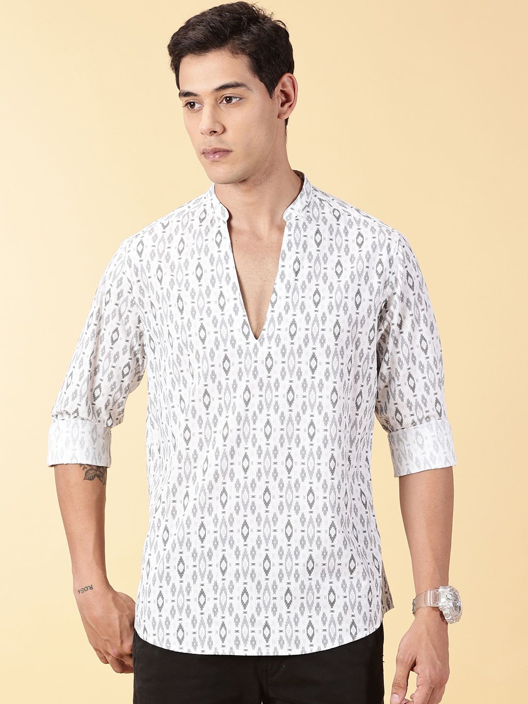 

VALEN CLUB Men Geometric Printed Kurta, Yellow