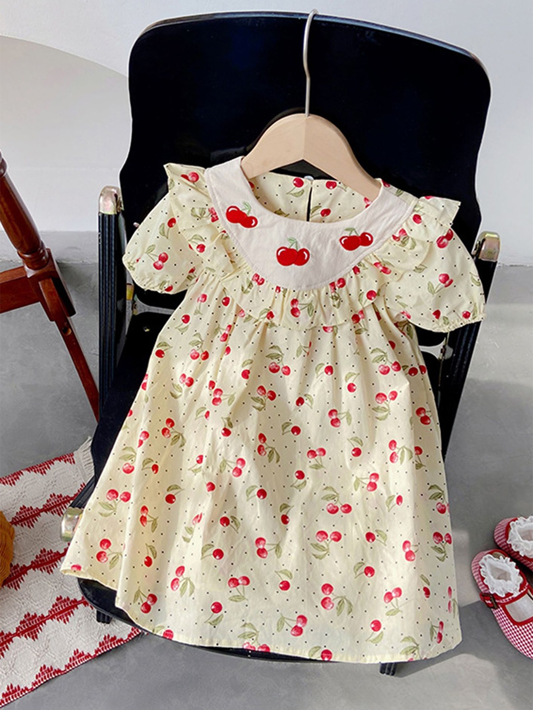

LULU & SKY Girls Floral Printed A-Line Dress, Yellow